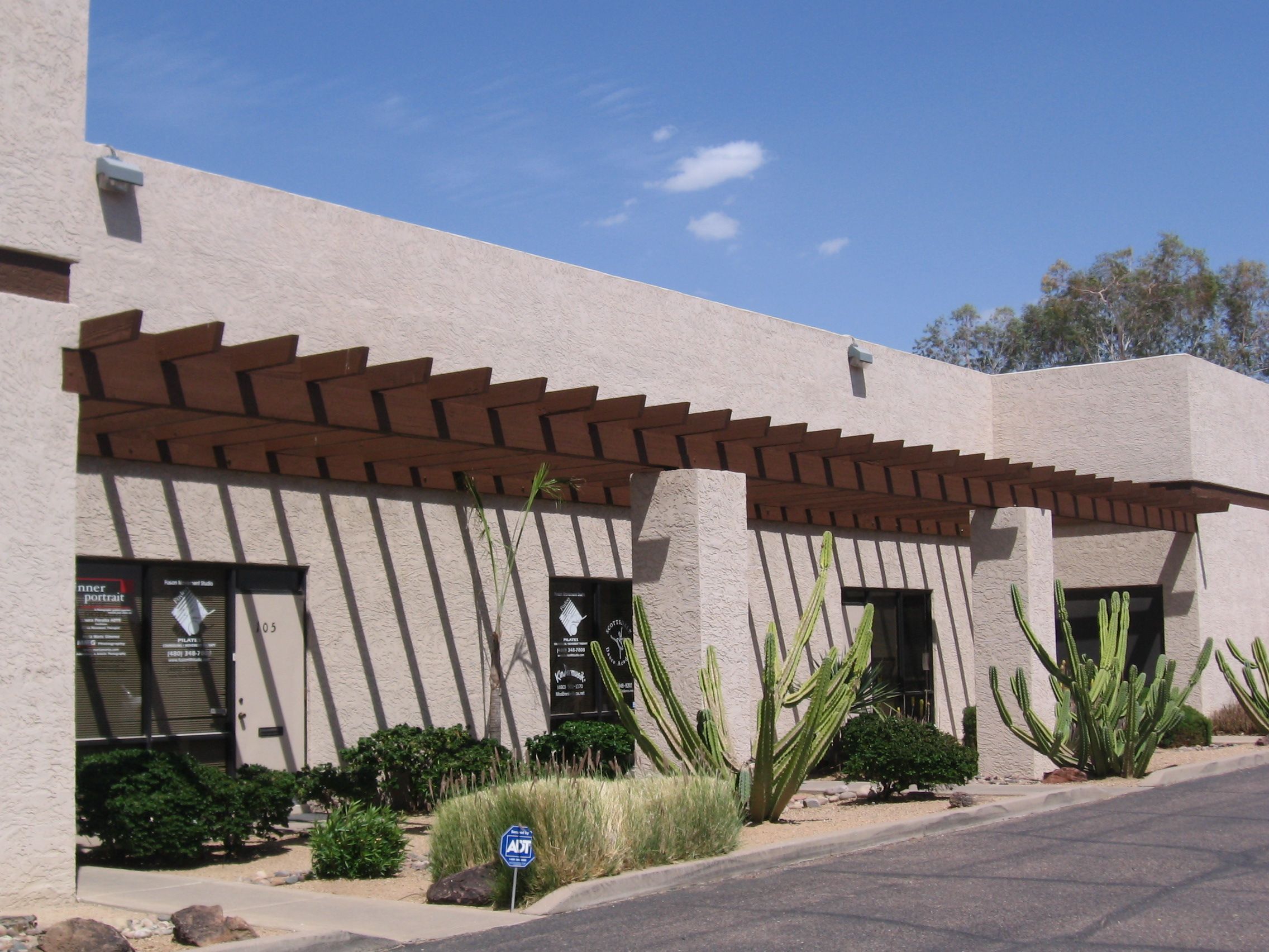 Shell Commercial Office/Warehouse for Lease Scottsdale Airpark